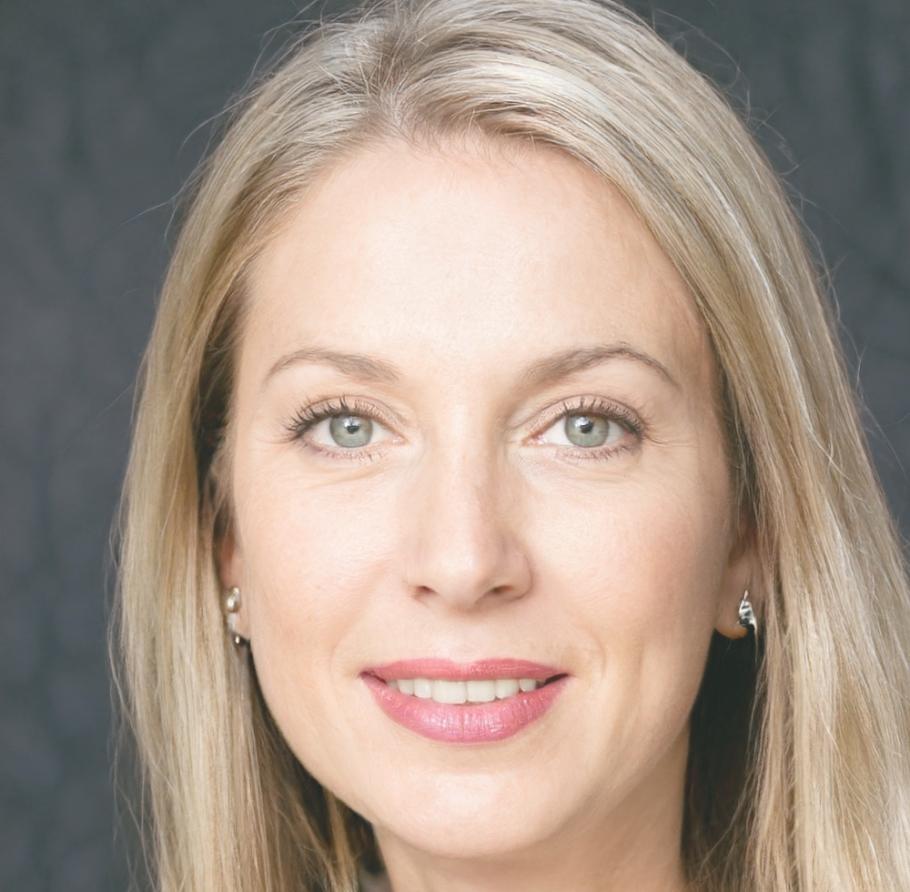Portrait of Elena Kowalski, content strategy instructor